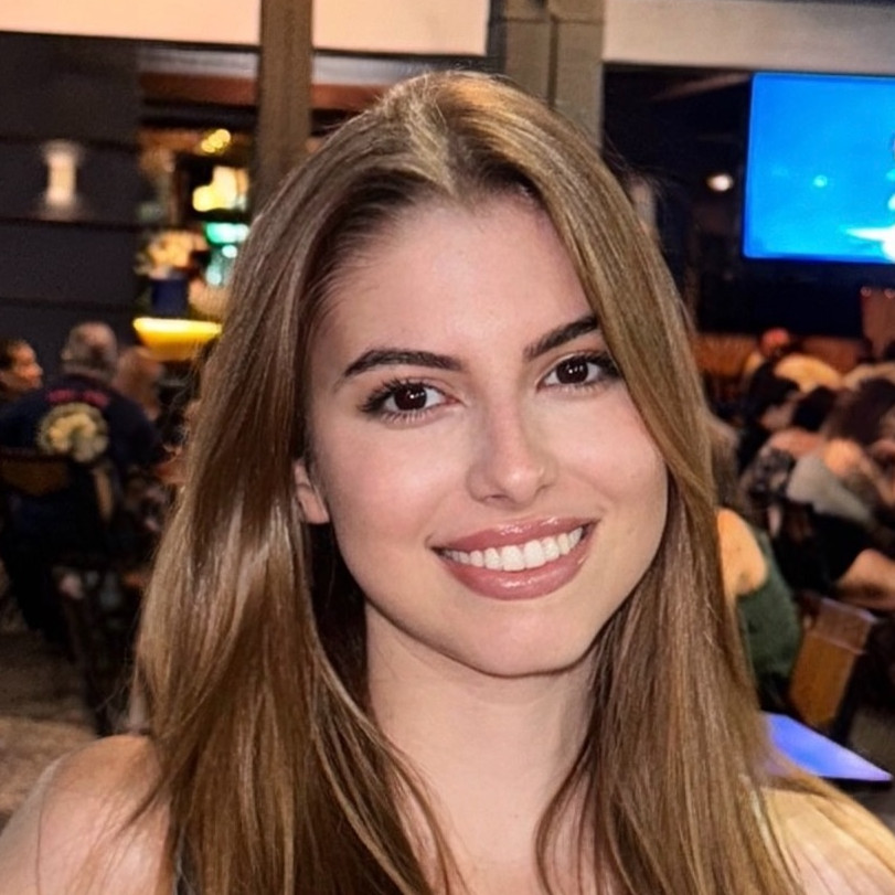 Anna Clara Oliveira Monteiro